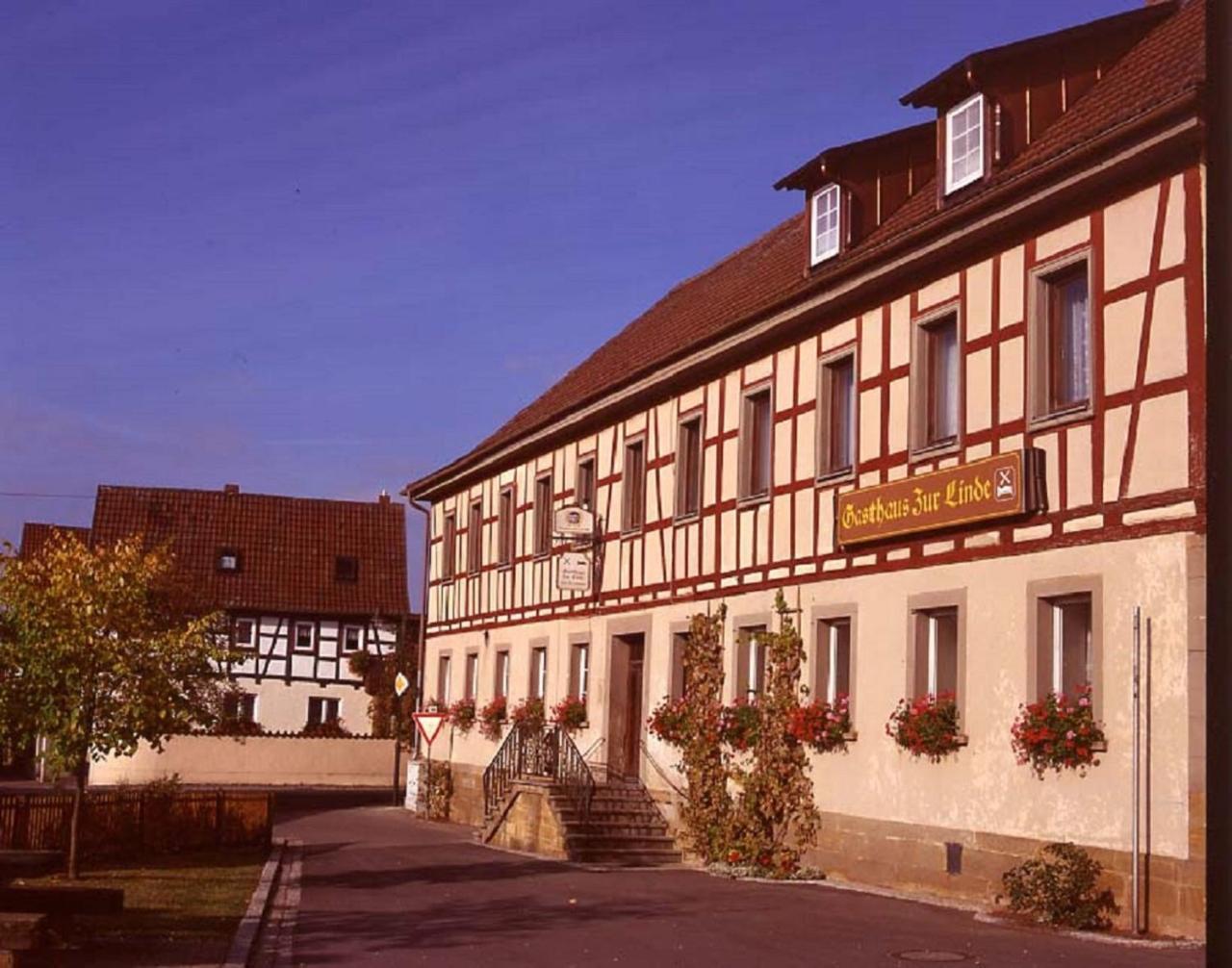 Landgasthof "Zur Linde" Irmelshausen Kültér fotó